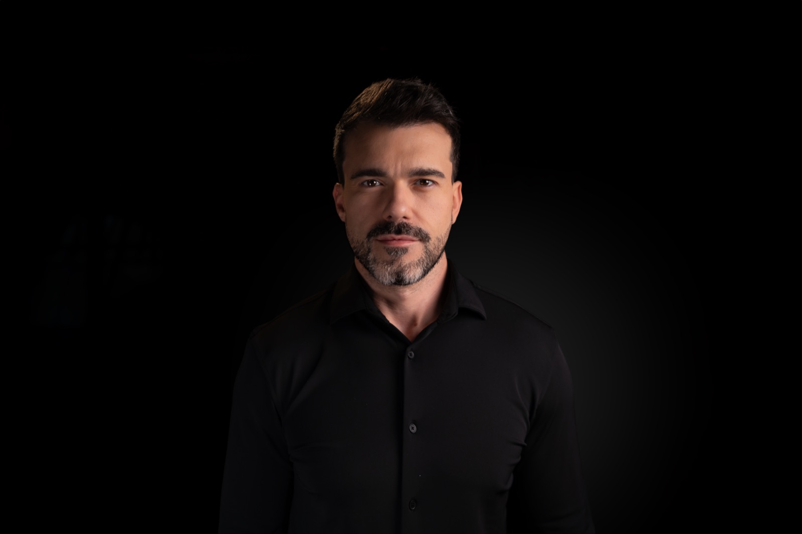 Jean Dallazem — arquiteto e fotógrafo especializado em arquitetura e interiores
